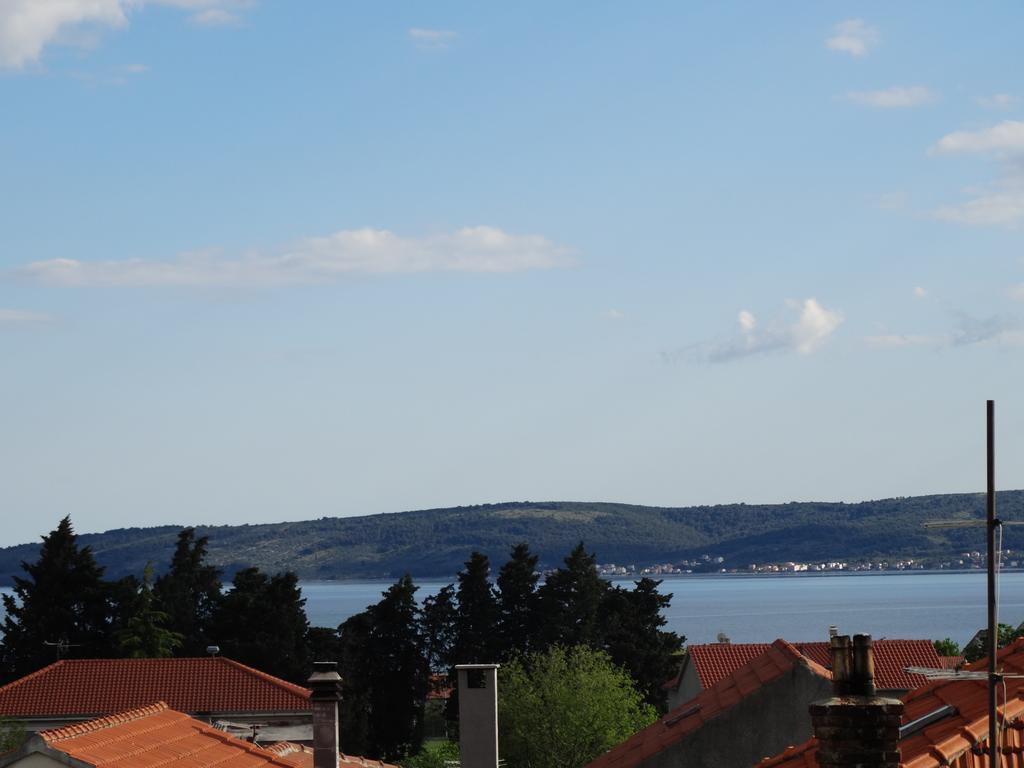 Marina Apartments Kaštela Buitenkant foto