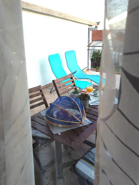 Marina Apartments Kaštela Buitenkant foto