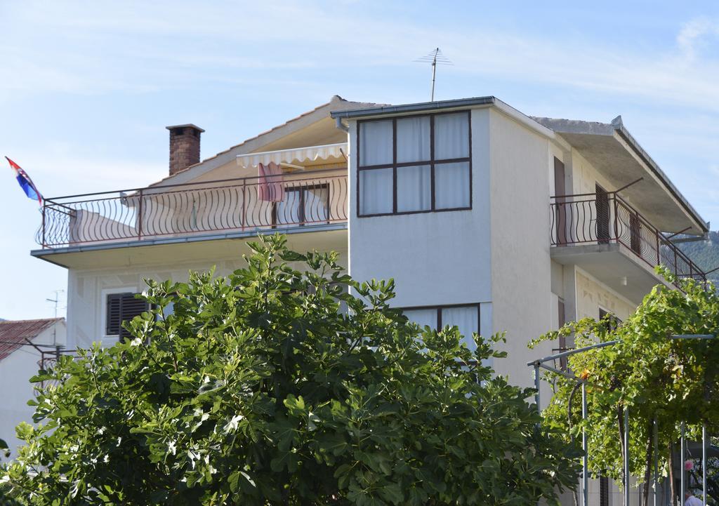 Marina Apartments Kaštela Buitenkant foto