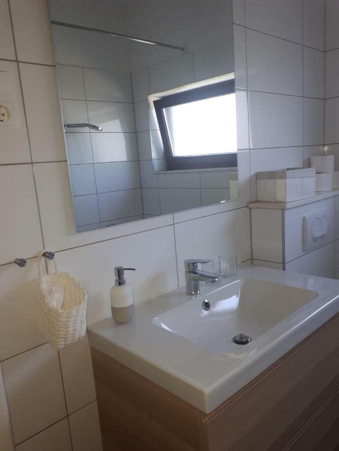 Marina Apartments Kaštela Buitenkant foto